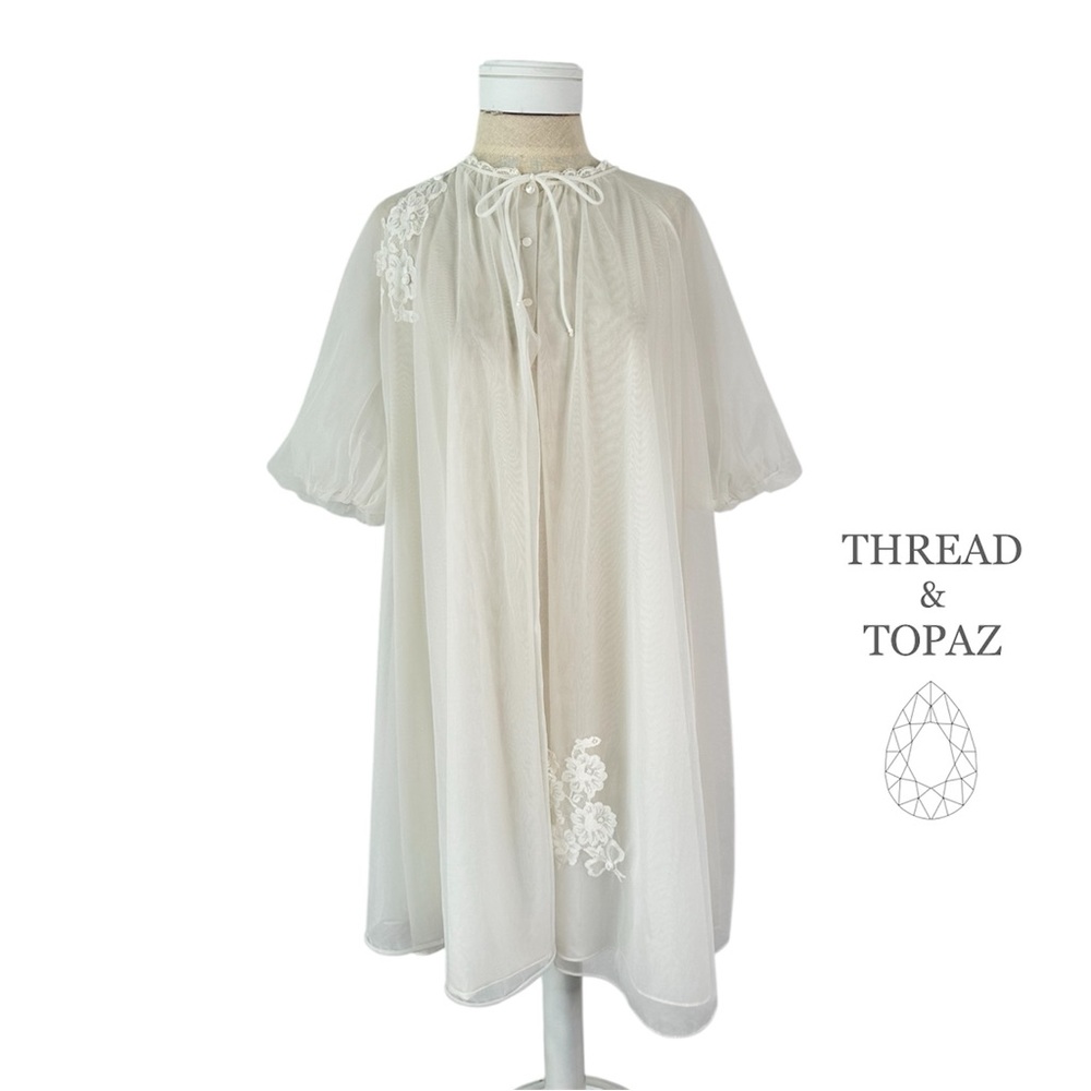 Vintage 60s White Bridal Van Raalte Puffed Sleeve Robe Small